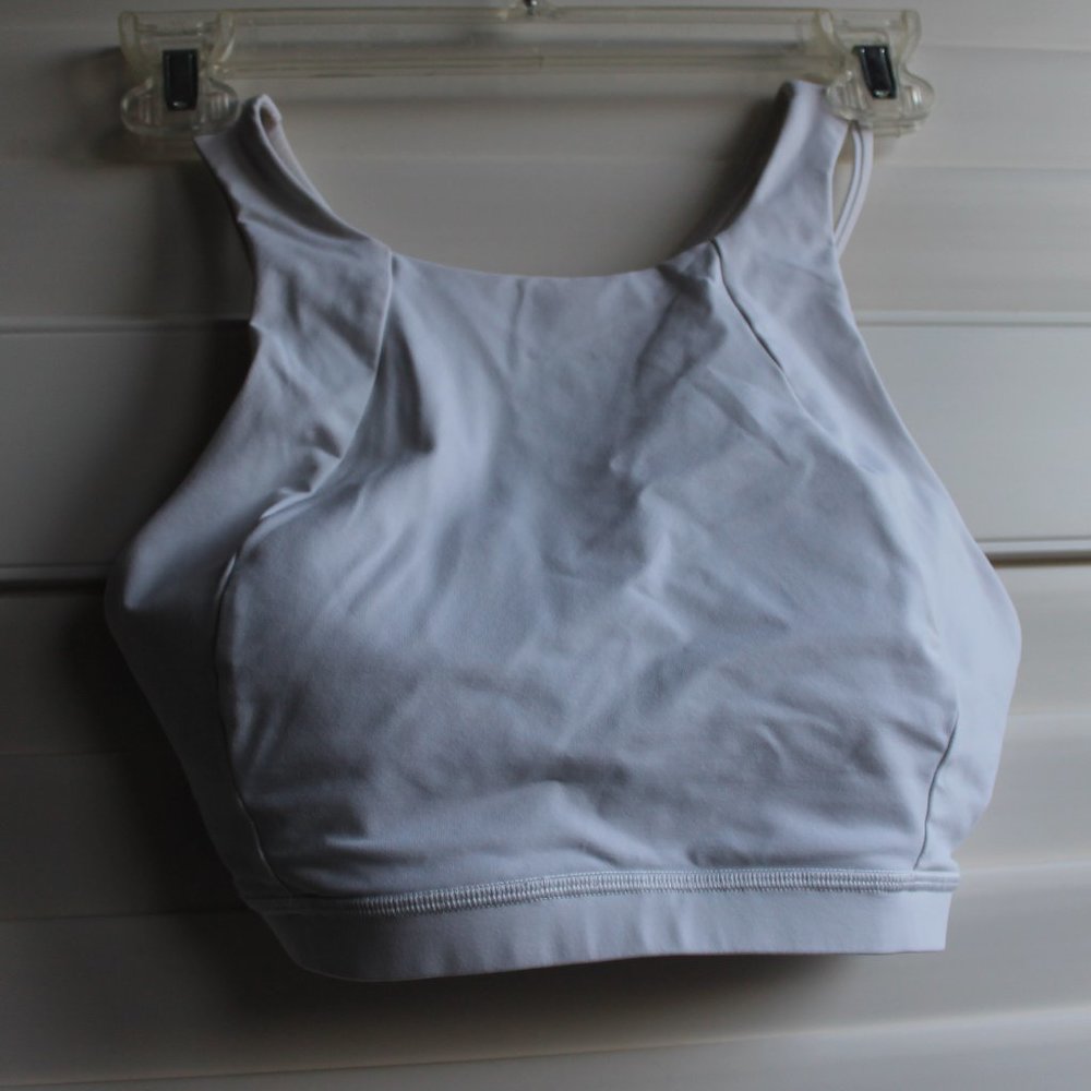 Lululemon Free To Be Serene Bra *High Neck